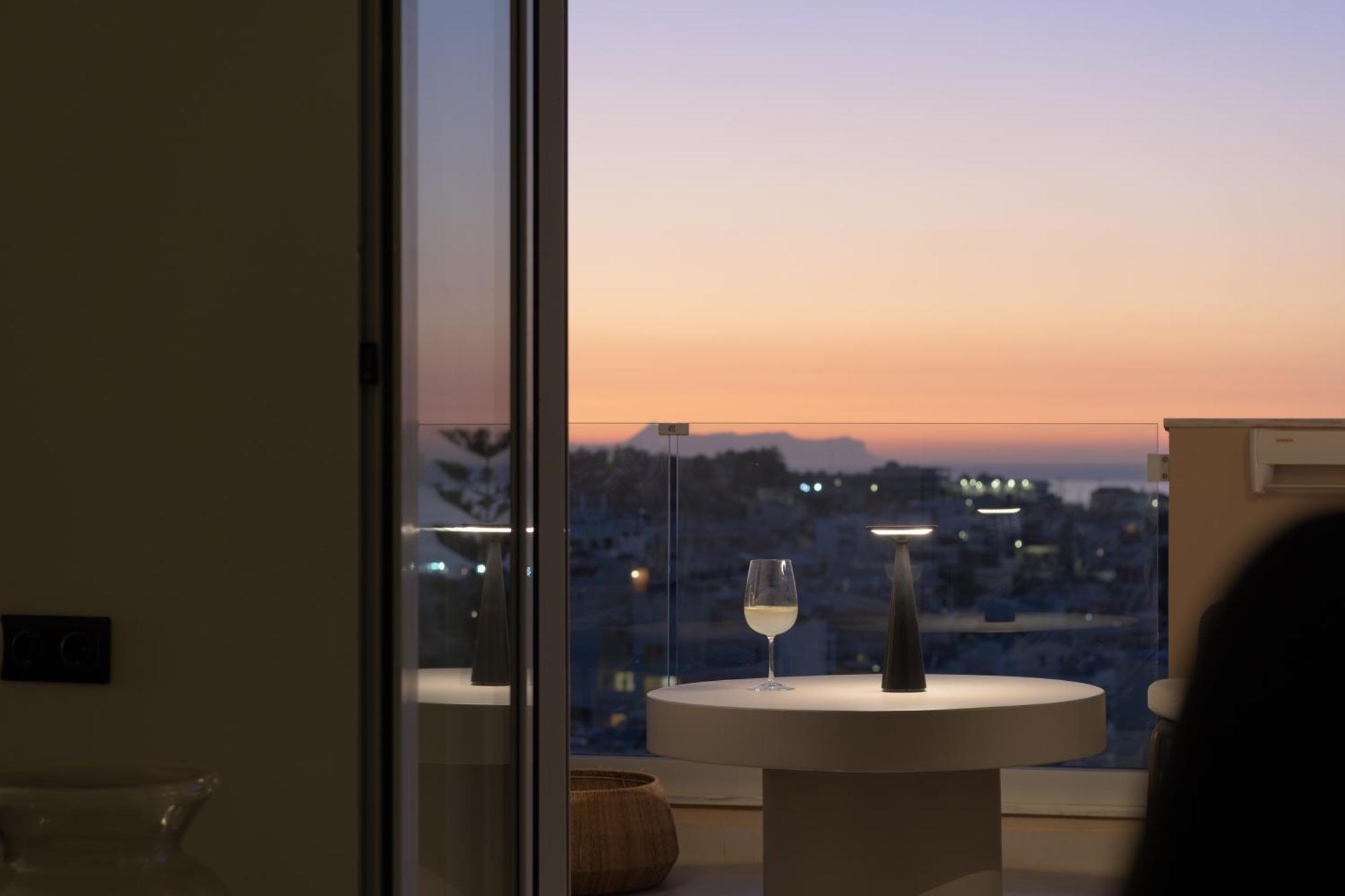 레팀노 Ikia Mia Sea View 아파트 외부 사진
